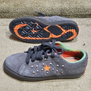 Converse W+O Limited Edition Sneakers Size 5.5 Men / 7 Women A01763C Gray Studde